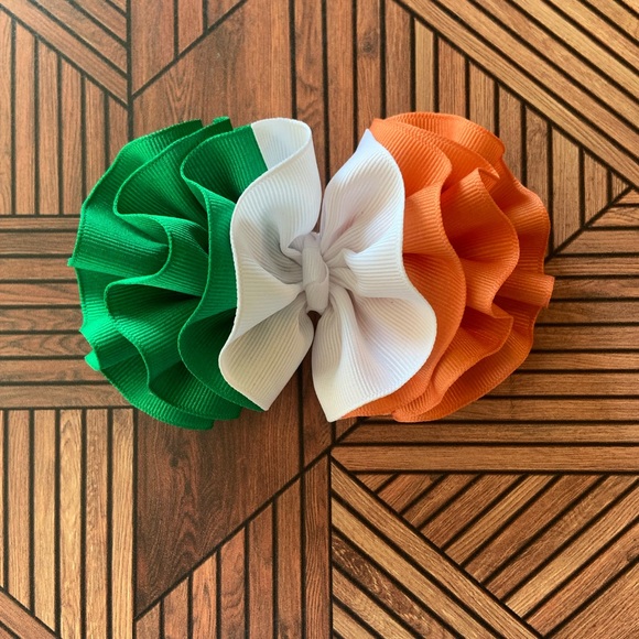 COPY - Flag of Ireland Hair Bow - Irish Pride Gifts - Picture 1 of 10